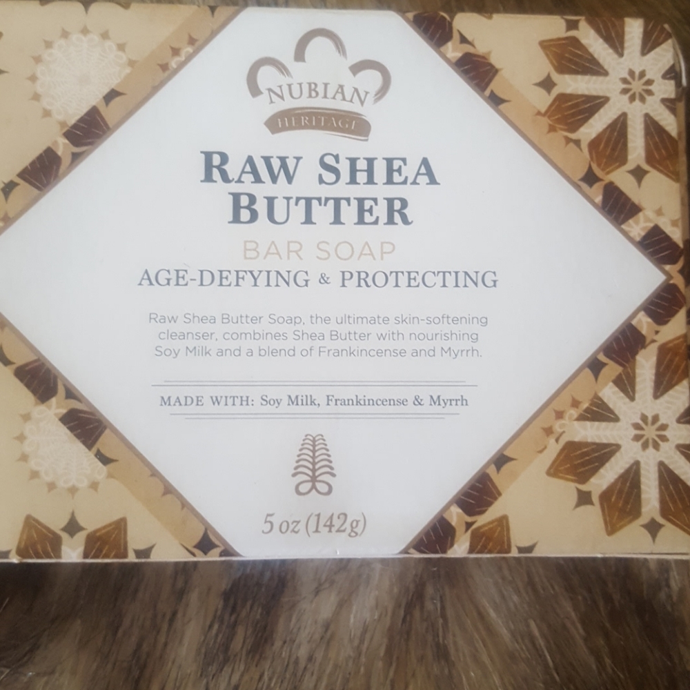 RAW SHEA BUTTER SOAP 🌰5oz bar